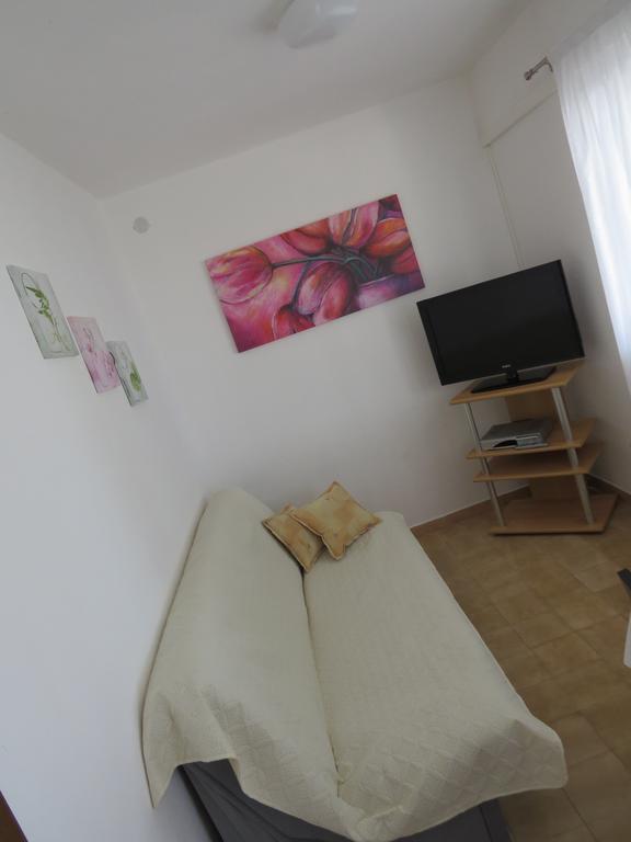 Apartments Lovric - 30 Meters To The Beach Trogir Exteriér fotografie