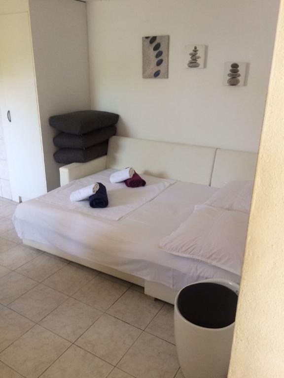 Apartments Lovric - 30 Meters To The Beach Trogir Exteriér fotografie